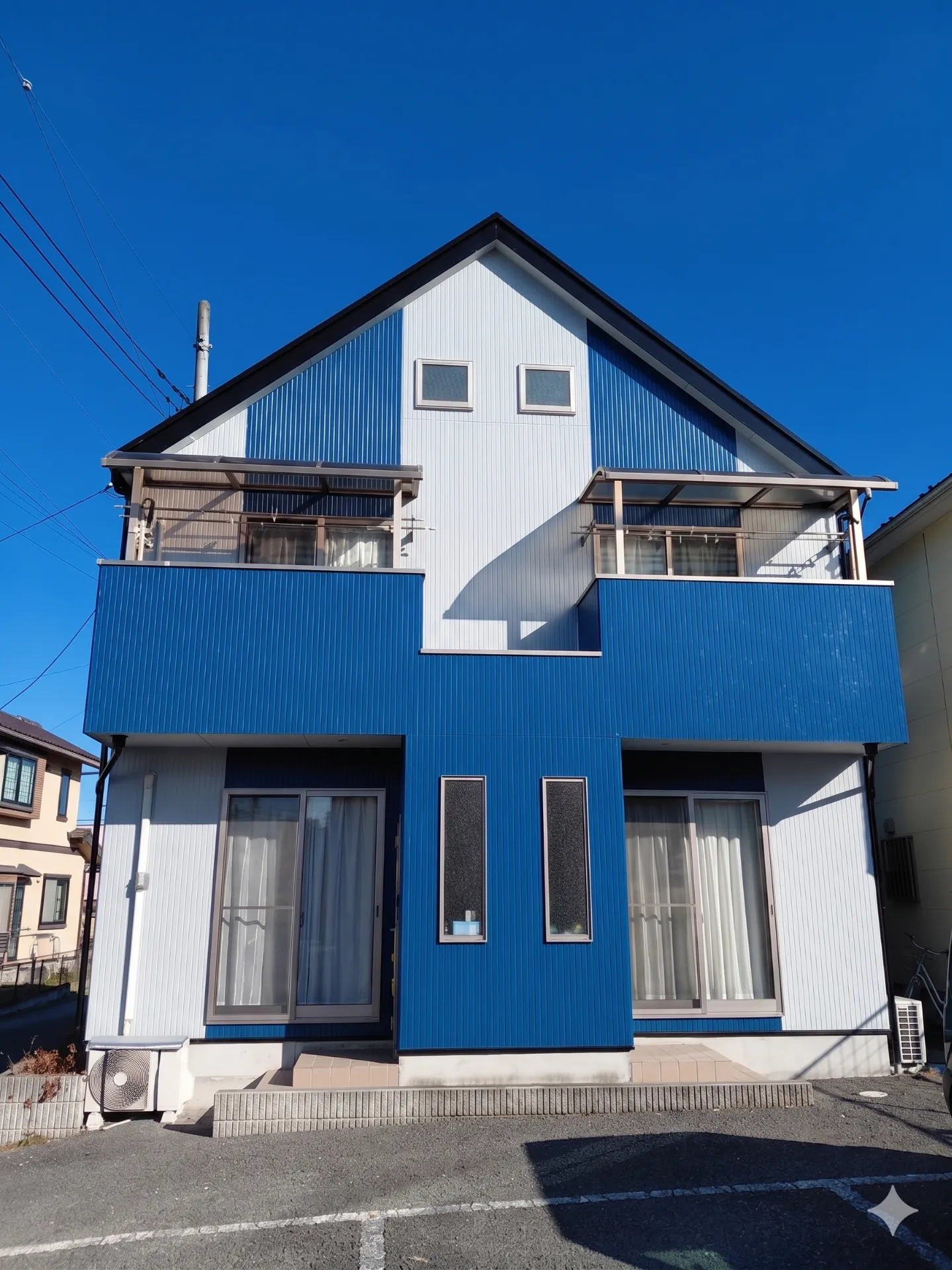 アパートの外壁塗装・屋根補修工事｜劣化した外壁と屋根をコストを抑えてメンテナンス